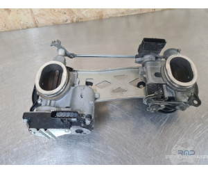 Rampe d'injection Ducati 1200 Diavel Dark 2015 à 2018 