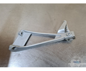 Platine repose pied passager droite Aprilia RS 660 2020 à 2025 