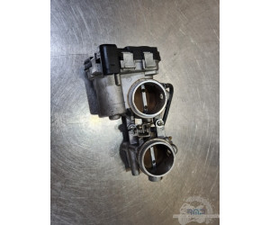 Rampe d'injection avant Aprilia RSV4 2009 à 2014 