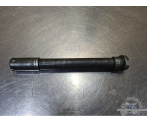 Axe de roue avant Aprilia RSV4 2009 à 2014 