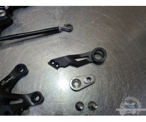 Paire de platine reculé Lightec Aprilia RSV4 2009 à 2014 