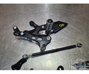Paire de platine reculé Lightec Aprilia RSV4 2009 à 2014 