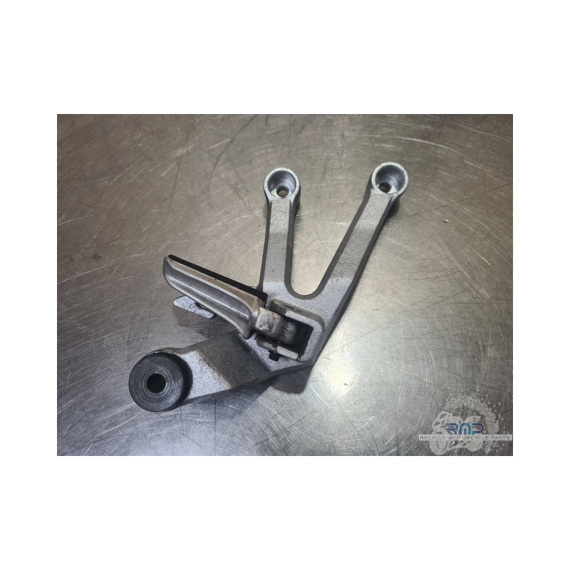 Platine repose pied passager droite Suzuki SV 1000 N 2003 à 2007 