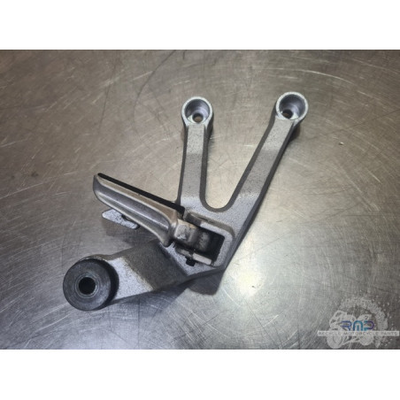 Platine repose pied passager droite Suzuki SV 1000 N 2003 à 2007 