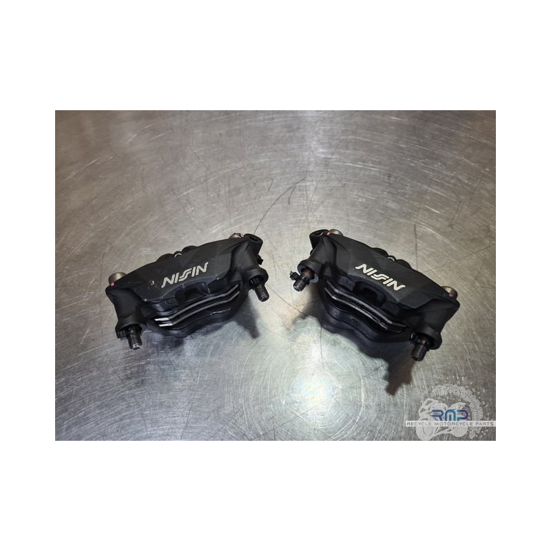 Paire d'étrier de frein avant Triumph Daytona 675 2013 à 2016 