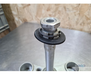 Te de fourche inférieur Triumph Daytona 675 2013 à 2016 