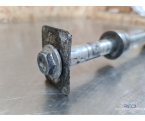 Axe de roue arrière Suzuki 650 SV N 1999 à 2002 