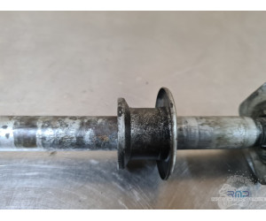 Axe de roue arrière Suzuki 650 SV N 1999 à 2002 