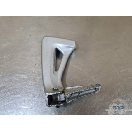 Platine repose pied passager gauche Suzuki 650 SV N 1999 à 2002 