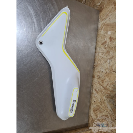 Flanc de carénage droit Husqvarna 401 Vitpilen 2020 à 2024 