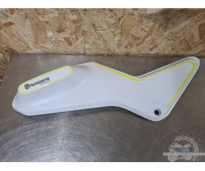 Flanc de carénage gauche Husqvarna 401 Vitpilen 2020 à 2024 
