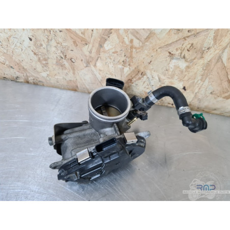 Rampe d'injection Husqvarna 401 Vitpilen 2020 à 2024 