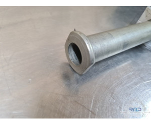 Axe de roue arrière Kawasaki ZX10R Honda ST 1100 Pan européan 1992 à 2001 