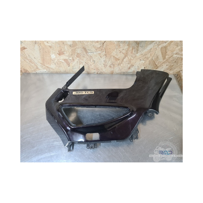 Flanc de carénage droit Honda ST 1100 Pan européan 1992 à 2001 