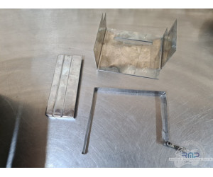 Support de batterie Harley Davidson XLH 1200 Sportster 1989 Honda ST 1100 Pan européan 1992 à 2001 
