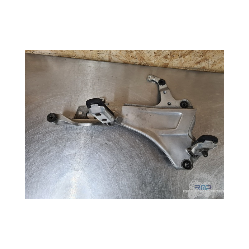 Platine repose pied droite Honda ST 1100 Pan européan 1992 à 2001 