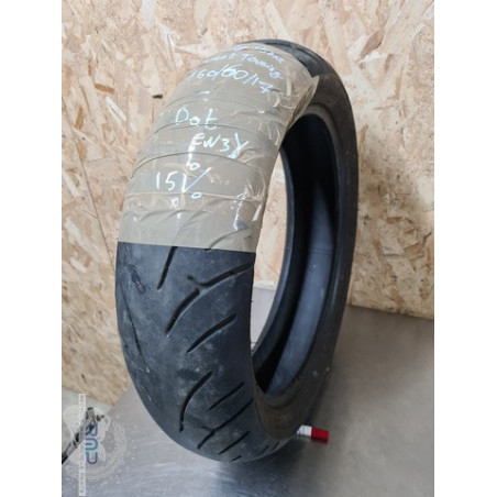 Pneu arriere Bridgestone Sport touring 160 - 60 - 17 Honda ST 1100 Pan européan 1992 à 2001 