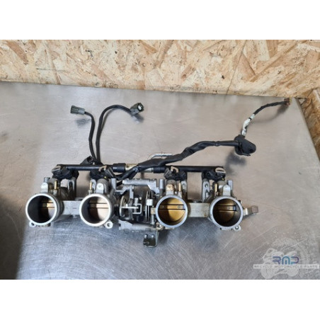 Rampe d'injection MV Agusta F4 1000 2010 à 2012 