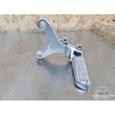 Platine repose pied gauche MV Agusta F4 1000 2010 à 2012 