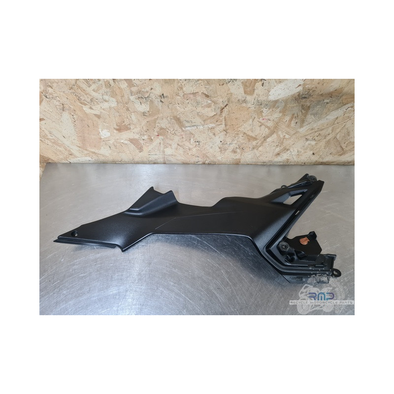 Cache sous selle gauche Kawasaki Z 650 2017 à 2019 