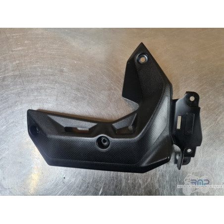 Cacheplastique3 Kawasaki Z 650 2017 à 2019 