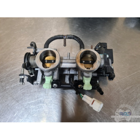 Rampe d'injection Kawasaki Z 650 2017 à 2019 