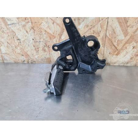 Platine repose pied droite Kawasaki Z 650 2017 à 2019 