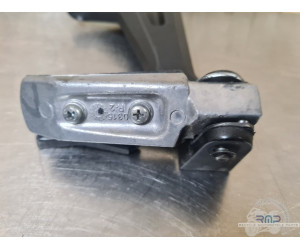 Platine repose pied passager droite Kawasaki Z 650 2017 à 2019 
