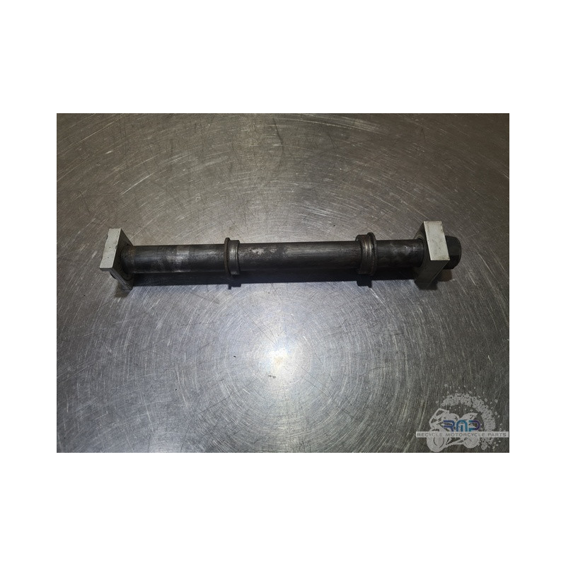 Axe de roue arrière Yamaha 1300 XJR 1999 à 2001 