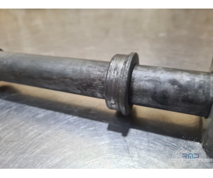 Axe de roue arrière Yamaha 1300 XJR 1999 à 2001 