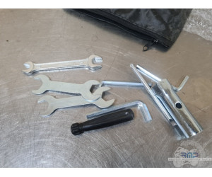Trousse a outils Suzuki 650 SV 2003 à 2009 Yamaha 1300 XJR 1999 à 2001 