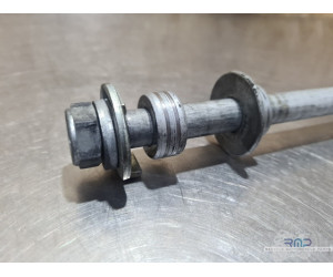 Axe de roue arrière Honda 600 Hornet 2002 à 2004 