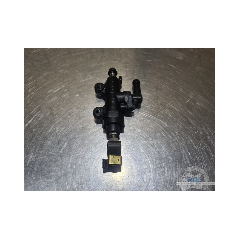 Maitre cylindre de frein arrière Honda 600 Hornet 2002 à 2004 