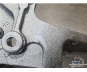 Platine repose pied droite Honda 600 Hornet 2002 à 2004 