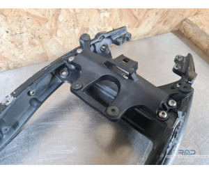 Boucle arrière Triumph Daytona 675 2013 à 2016 Yamaha 1200 V-Max 1984 à 2003 