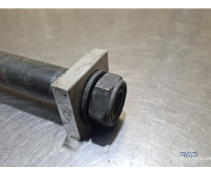 Axe de roue arrière Yamaha YZF R1 2000 à 2001 