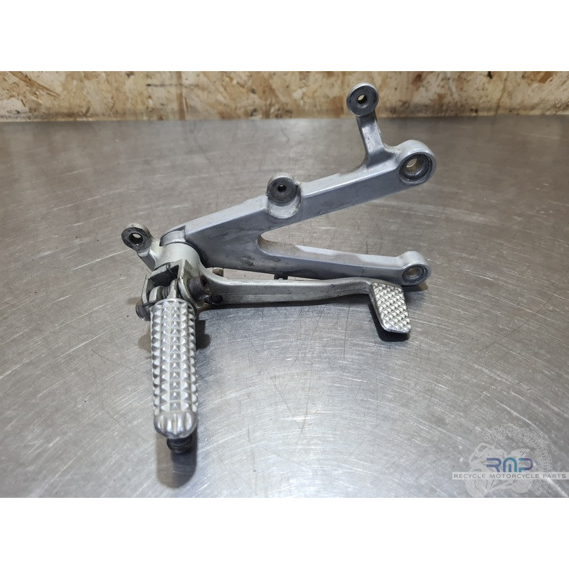 Platine repose pied droite Yamaha YZF R1 2000 à 2001 