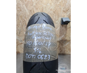 Pneu arrière Bridgestone BT016 150 - 60 - 17 Yamaha YZF R1 2000 à 2001 