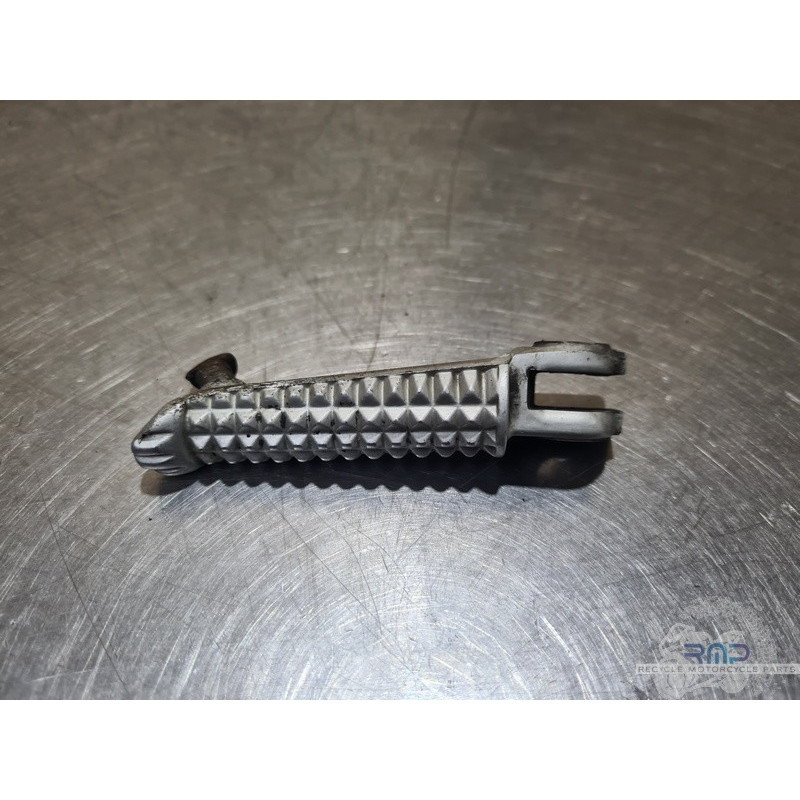 Repose pied droit Yamaha YZF R1 2000 à 2001 