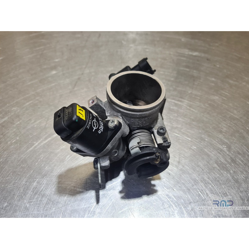 Rampe d'injection KTM 390 Duke 2013 à 2016 