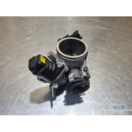 Rampe d'injection KTM 390 Duke 2013 à 2016 