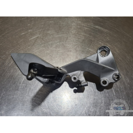 Platine repose pied droite KTM 390 Duke 2013 à 2016 
