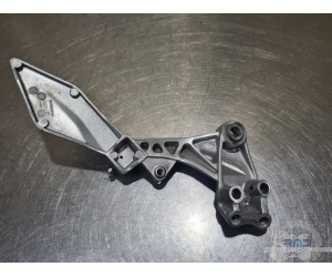 Platine repose pied gauche KTM 390 Duke 2013 à 2016 