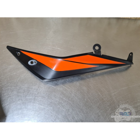 Cache sur flanc de carénage droit KTM 1090 Adventure 2018 à 2024 