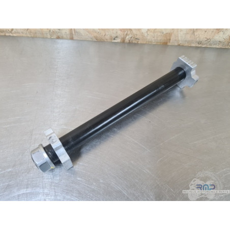 Axe de roue arrière KTM 1090 Adventure 2018 à 2024 