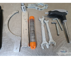 Trousse a outils KTM 1290 Superduke GT 2019 à 2024 