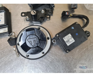 Triumph 900 Tiger Rally Pro 2020 à 2026 