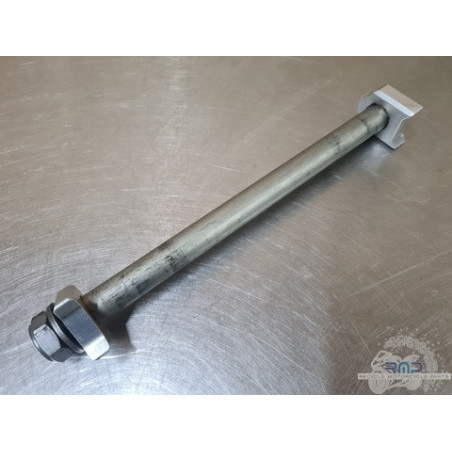 Axe de roue arrière Triumph 900 Tiger Rally Pro 2020 à 2026 