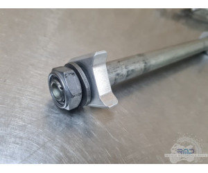 Axe de roue arrière Triumph 900 Tiger Rally Pro 2020 à 2026 