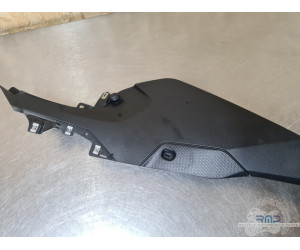 Cache sous réservoir droit BMW F900R 2019 à 2026 